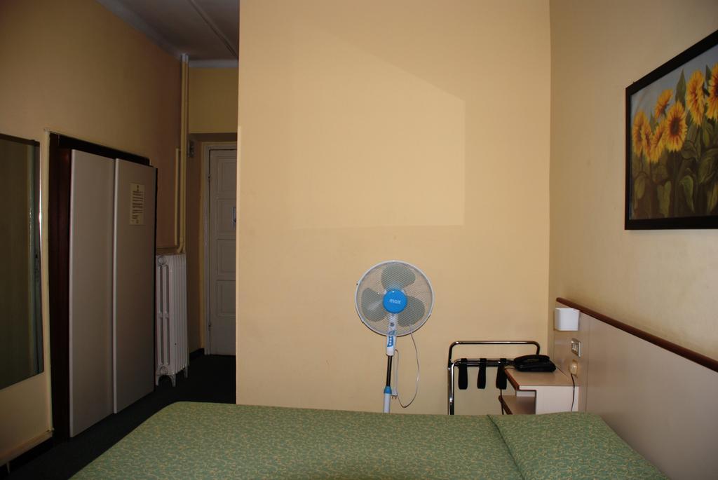 Hotel Boston มิลาน ภายนอก รูปภาพ