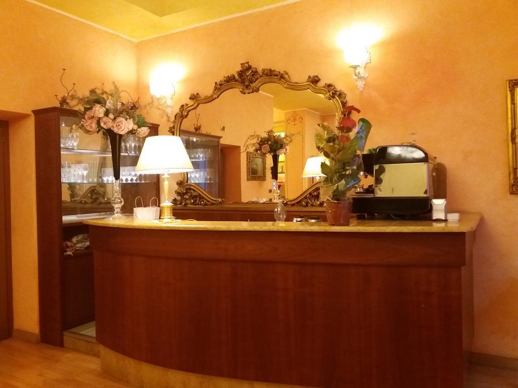 Hotel Boston มิลาน ภายนอก รูปภาพ