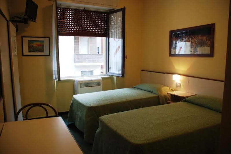 Hotel Boston มิลาน ภายนอก รูปภาพ